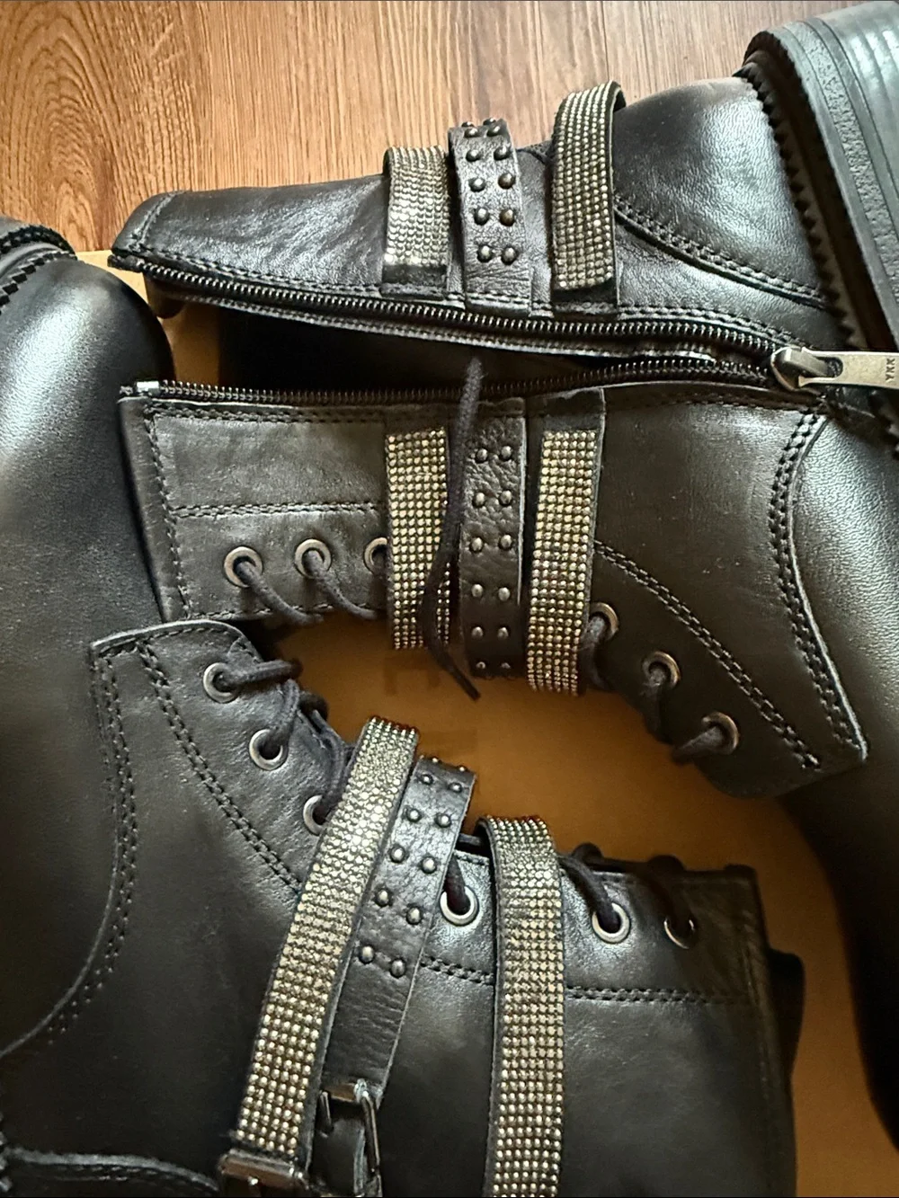 Steve Madden Black Studded Combat Boots - Women’s Stylish Leather Lace-Up